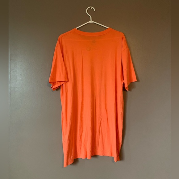 Funky Cat T-shirt - Picture 2 of 6